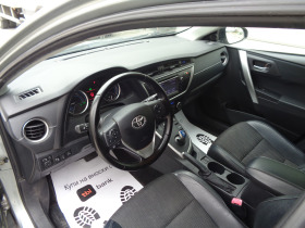 Toyota Auris 1.8-16V-HIBRID-ЛИЗИНГ, снимка 8 - Автомобили и джипове - 45655670