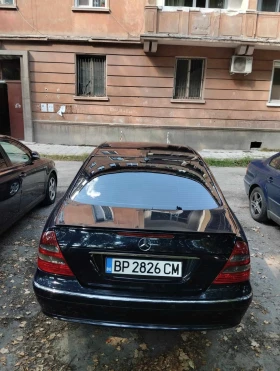 Mercedes-Benz E 320, снимка 2