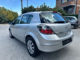 Opel Astra 1.8 АВТОМАТ, снимка 4