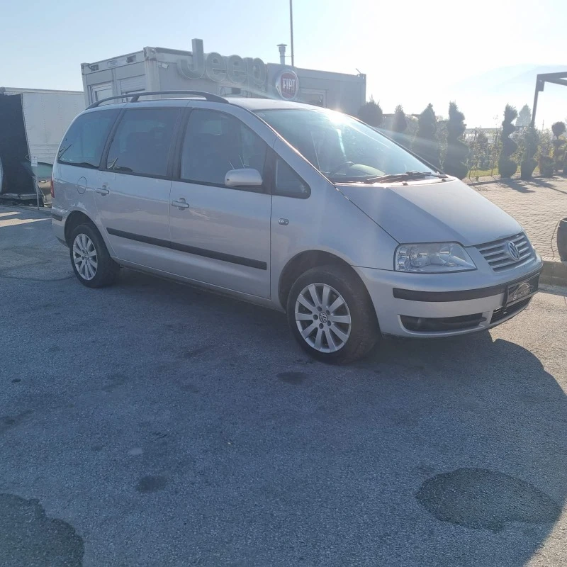 VW Sharan 2.0 i, снимка 8 - Автомобили и джипове - 43362756