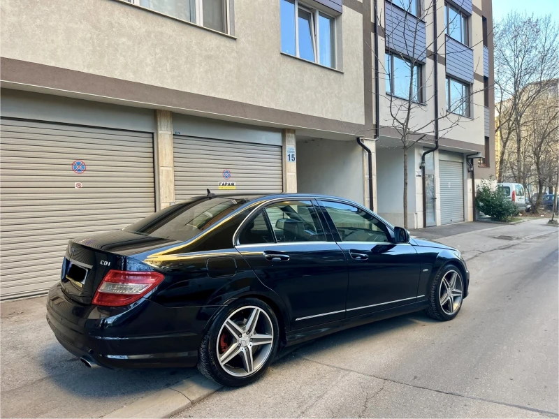 Mercedes-Benz C 320 AMG/Кожа/Нави/Автомат/Full, снимка 5 - Автомобили и джипове - 48407210