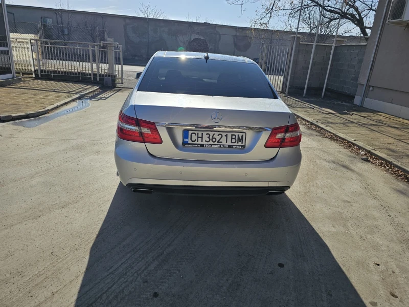 Mercedes-Benz E 350 4x4 AMG PACK , снимка 8 - Автомобили и джипове - 48910878