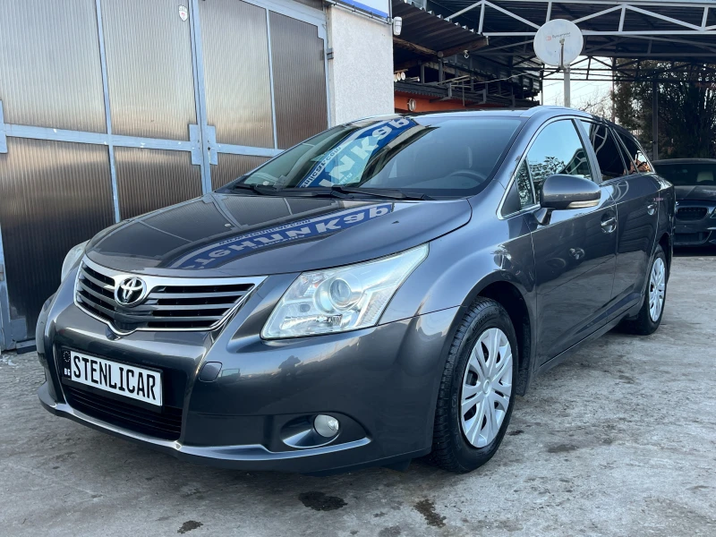 Toyota Avensis 2.0i АВТОМАТИК, снимка 3 - Автомобили и джипове - 49351884