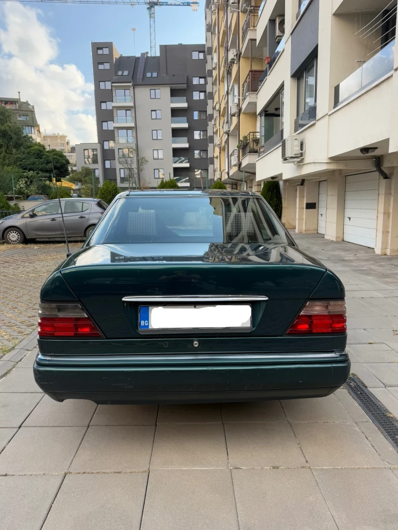 Mercedes-Benz 124, снимка 2 - Автомобили и джипове - 51983418