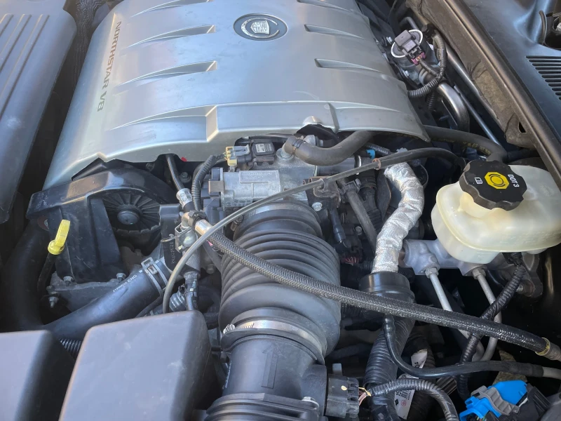 Cadillac DTS, снимка 14 - Автомобили и джипове - 52435830