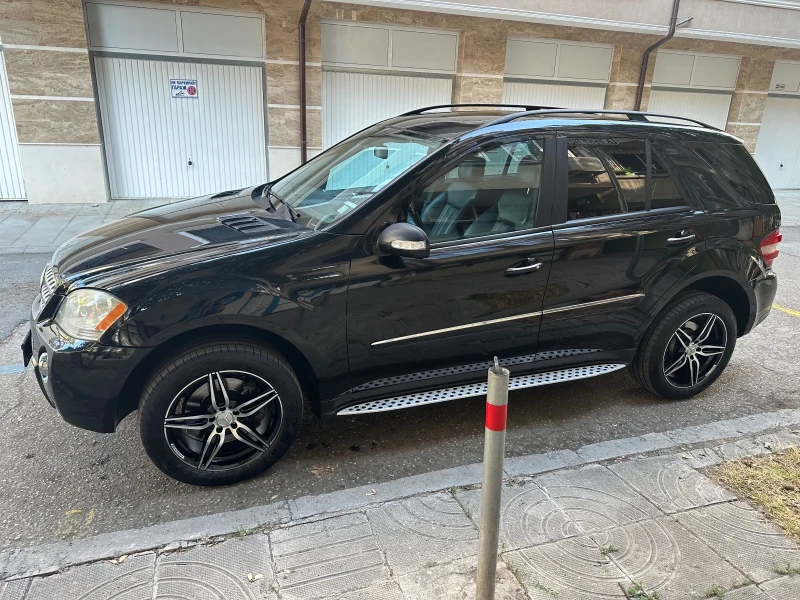 Mercedes-Benz ML 550 550, снимка 3 - Автомобили и джипове - 52990911