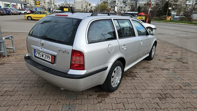 Skoda Octavia, снимка 4 - Автомобили и джипове - 53264091