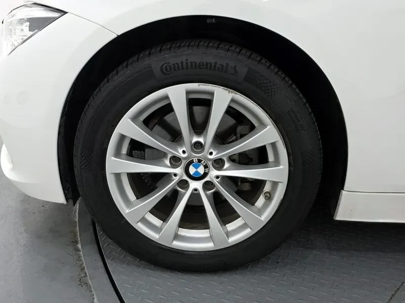 BMW 320 d, снимка 5 - Автомобили и джипове - 54592464
