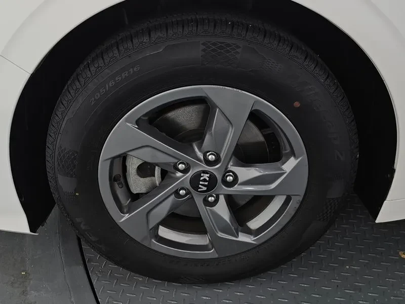 Kia K5 2.0 LPG - САМО 30% АВАНС, снимка 5 - Автомобили и джипове - 56322831