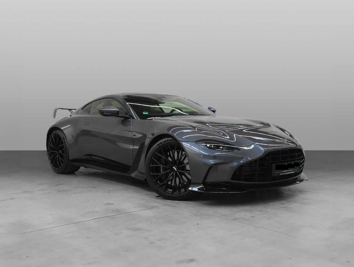Aston Martin V12 Vantage V12, снимка 1