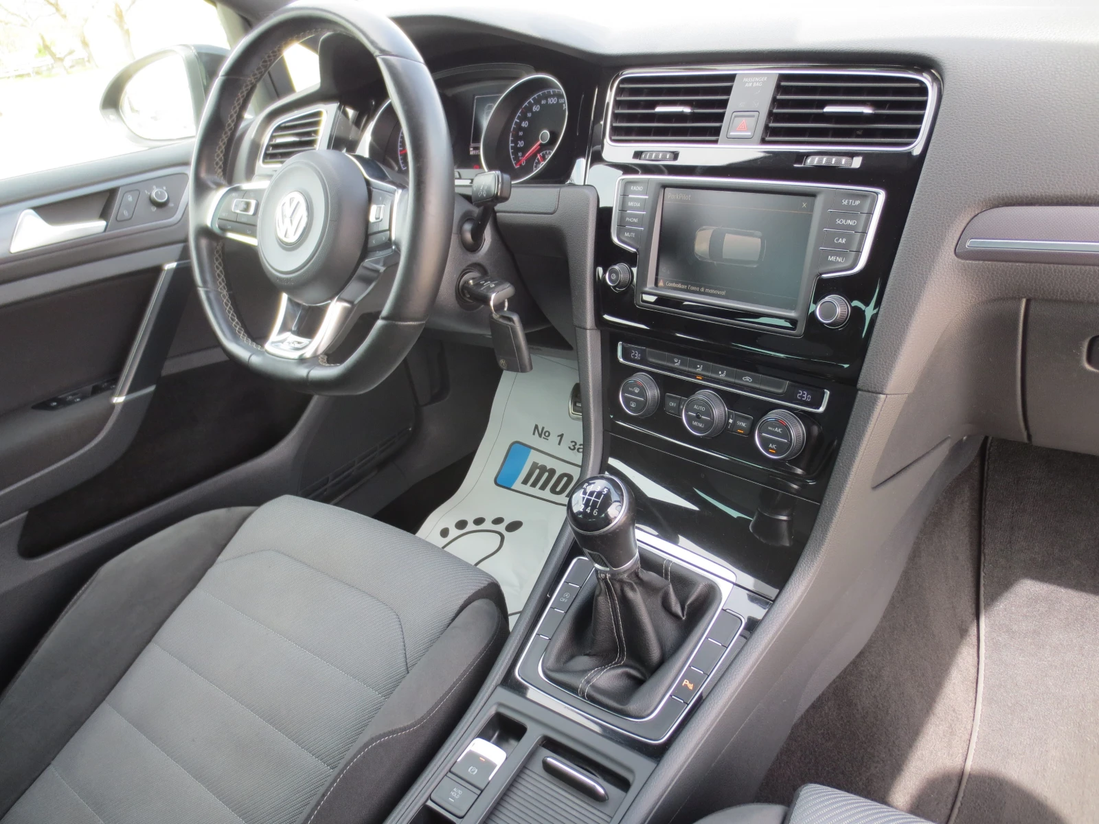 VW Golf 1.4 TSI* R-LINE*  | Mobile.bg — изображение 16