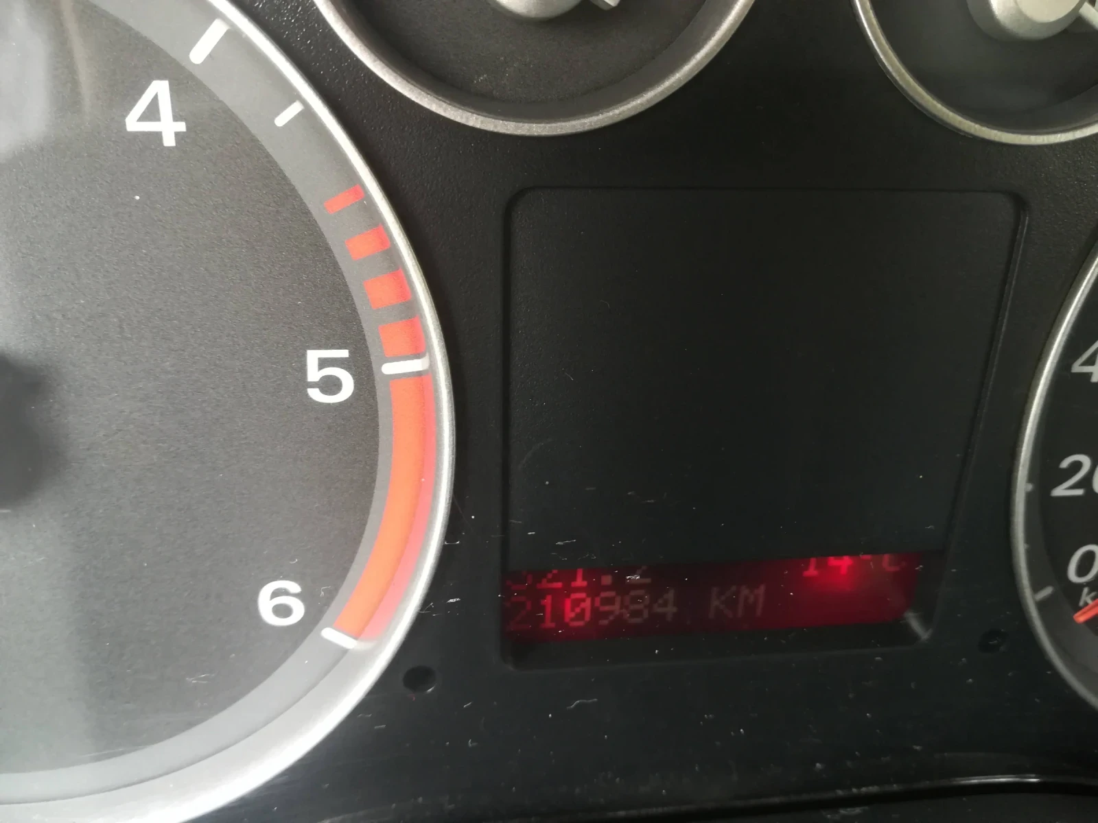 Ford C-max 1.8 Дизел - изображение 2