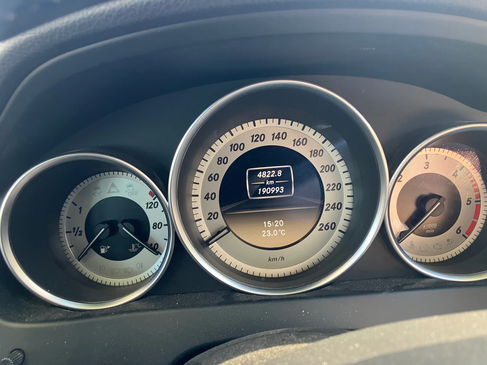 Mercedes-Benz C 200 CDI - изображение 8