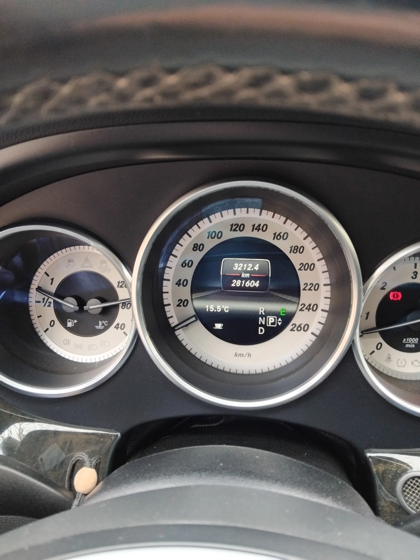 Mercedes-Benz CLS 350  - изображение 9