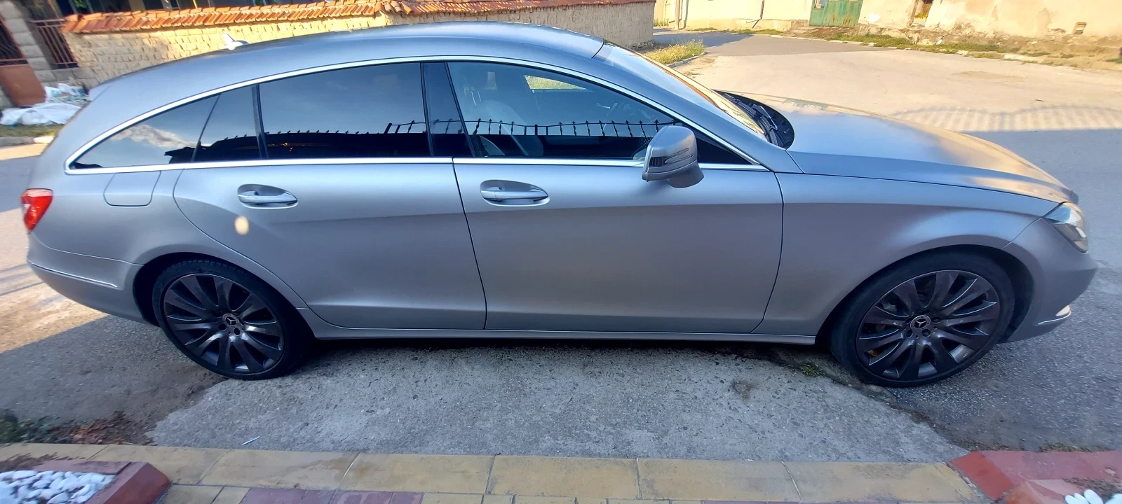 Mercedes-Benz CLS 350  - изображение 4