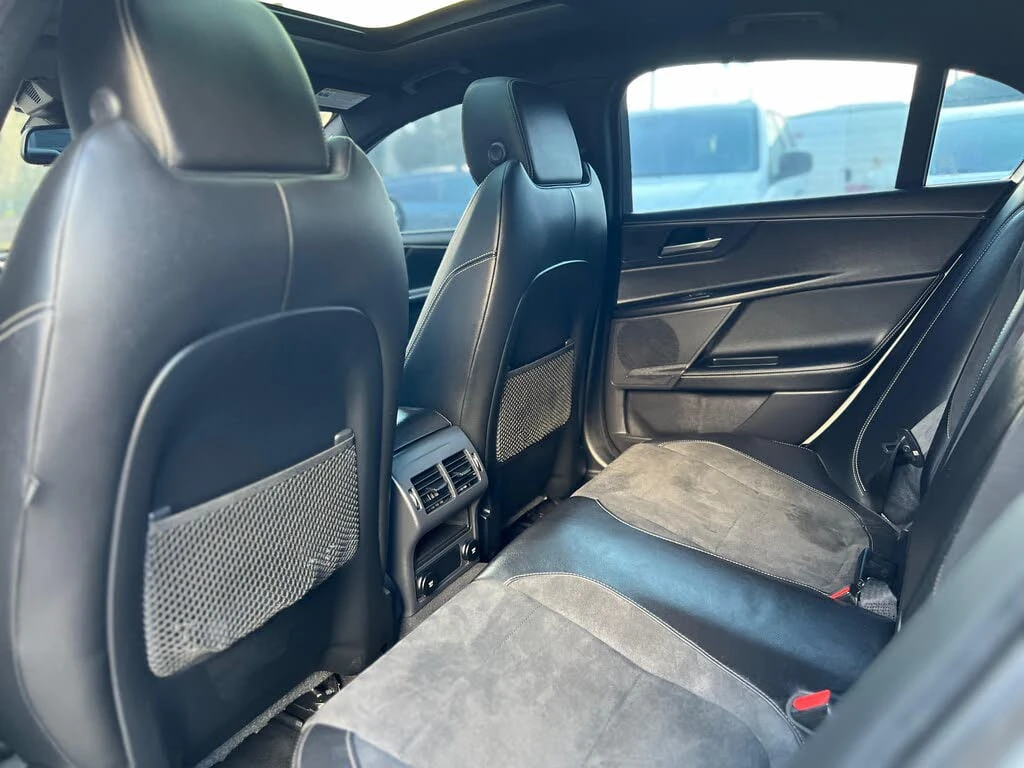 Jaguar XE *  *    *   *  | Mobile.bg   14