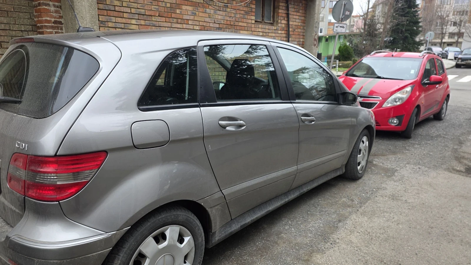 Mercedes-Benz B 180  - изображение 2