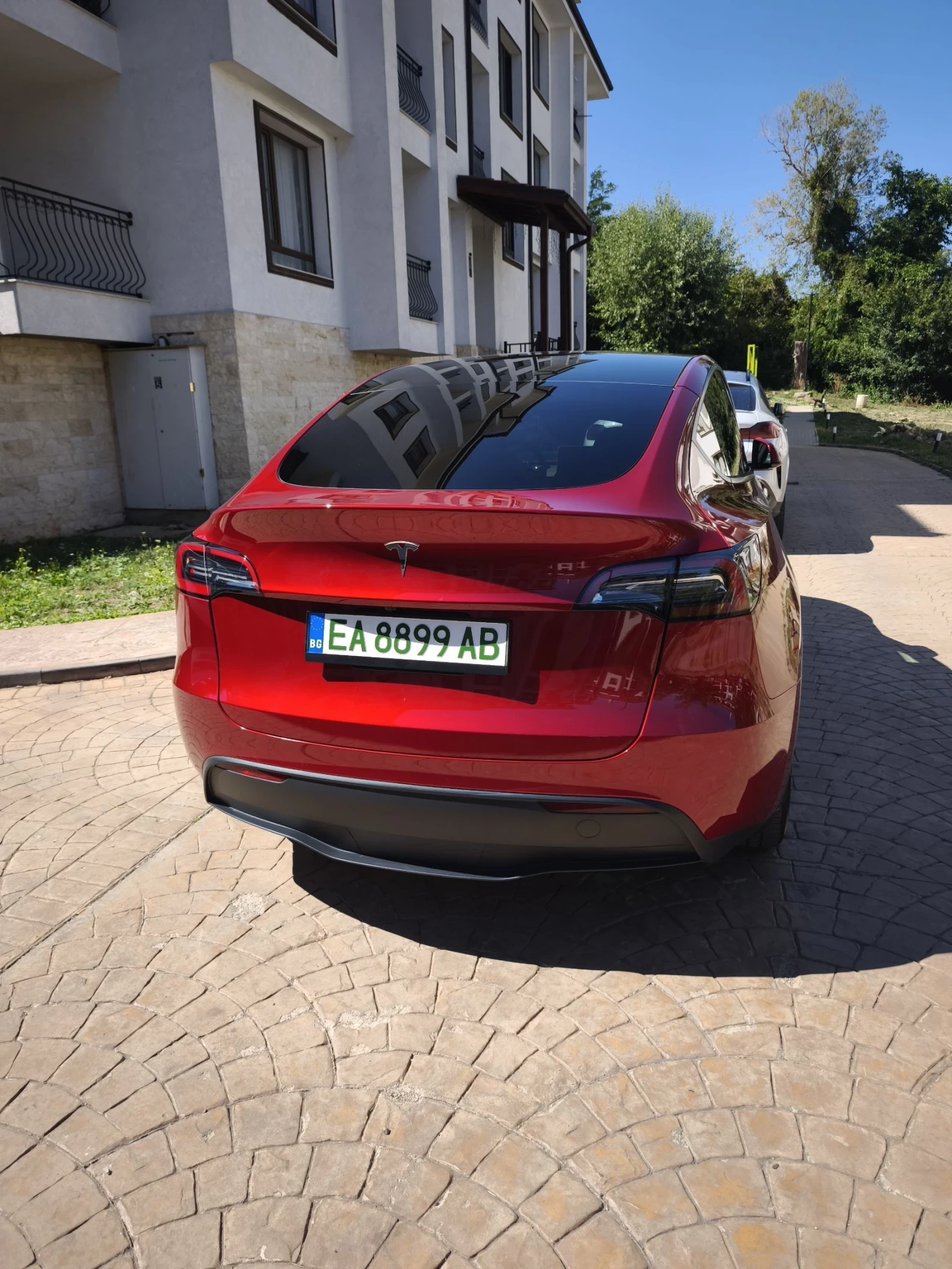 Tesla Model Y 2024 LFP, снимка 4 - Автомобили и джипове - 54012671