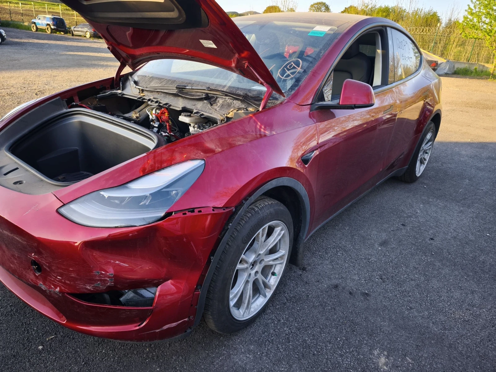 Tesla Model Y 2024 LFP, снимка 9 - Автомобили и джипове - 54012671