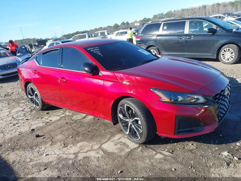 Nissan Altima 2.5L I-4 DI, DOHC, VVT, 188HP Front Wheel Drive | Mobile.bg � ����������� 1