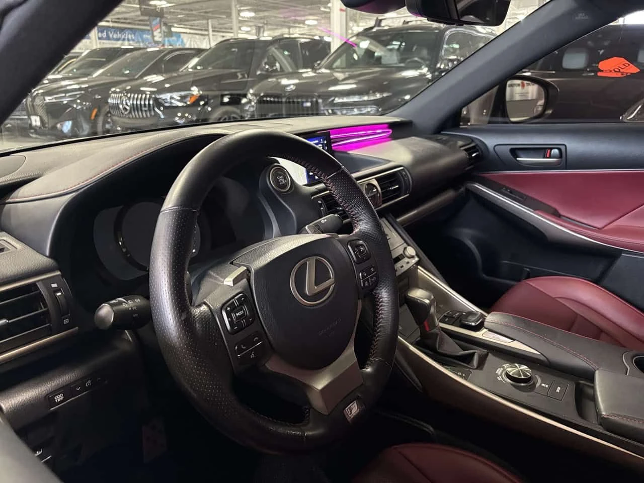 Lexus IS * 350 * SPORT| AWD| NAV| REDLEATHER| SUNROOF| EXHA | Mobile.bg � ����������� 6
