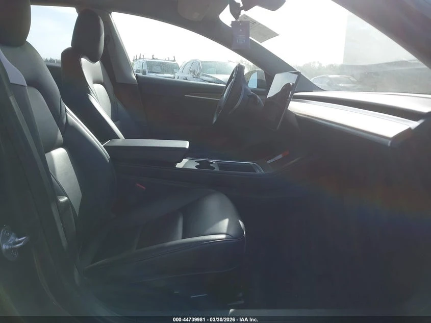 Tesla Model 3 Rear-Wheel Drive * CARFAX* , снимка 5 - Автомобили и джипове - 54527976