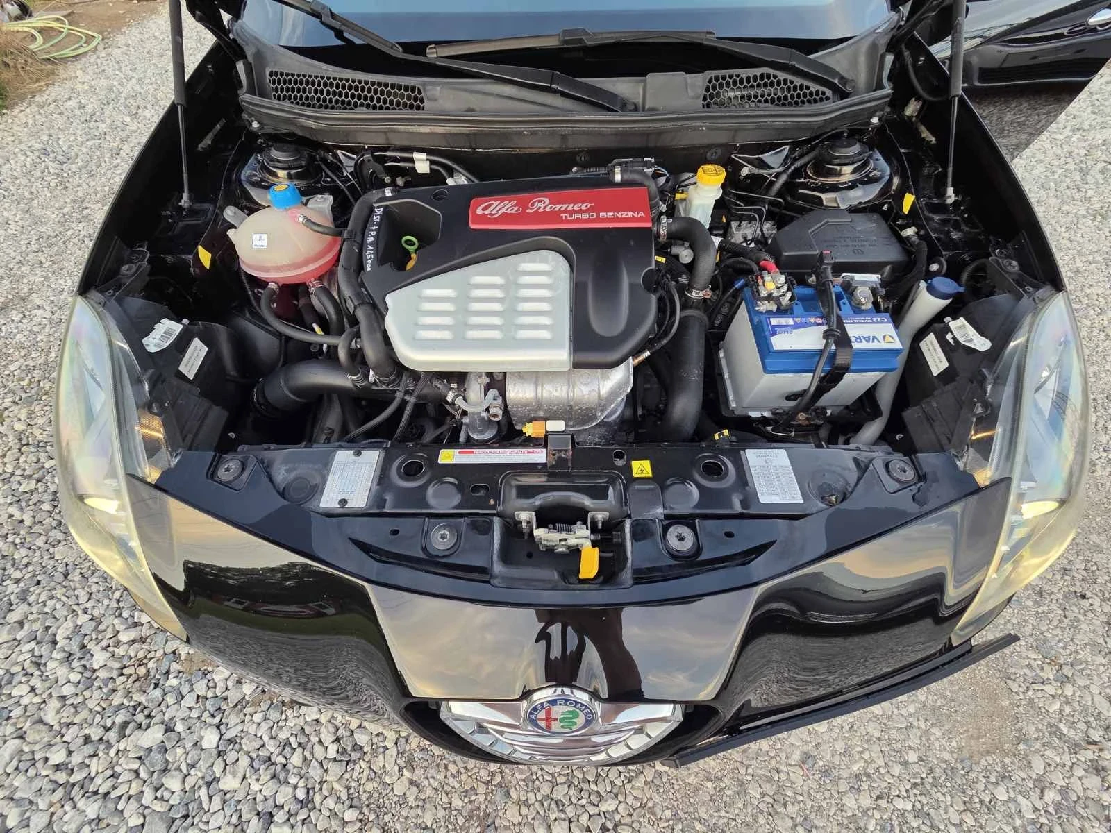 Alfa Romeo Giulietta 1.4 TURBO BENZINA 186000 km, снимка 12 - Автомобили и джипове - 54983417