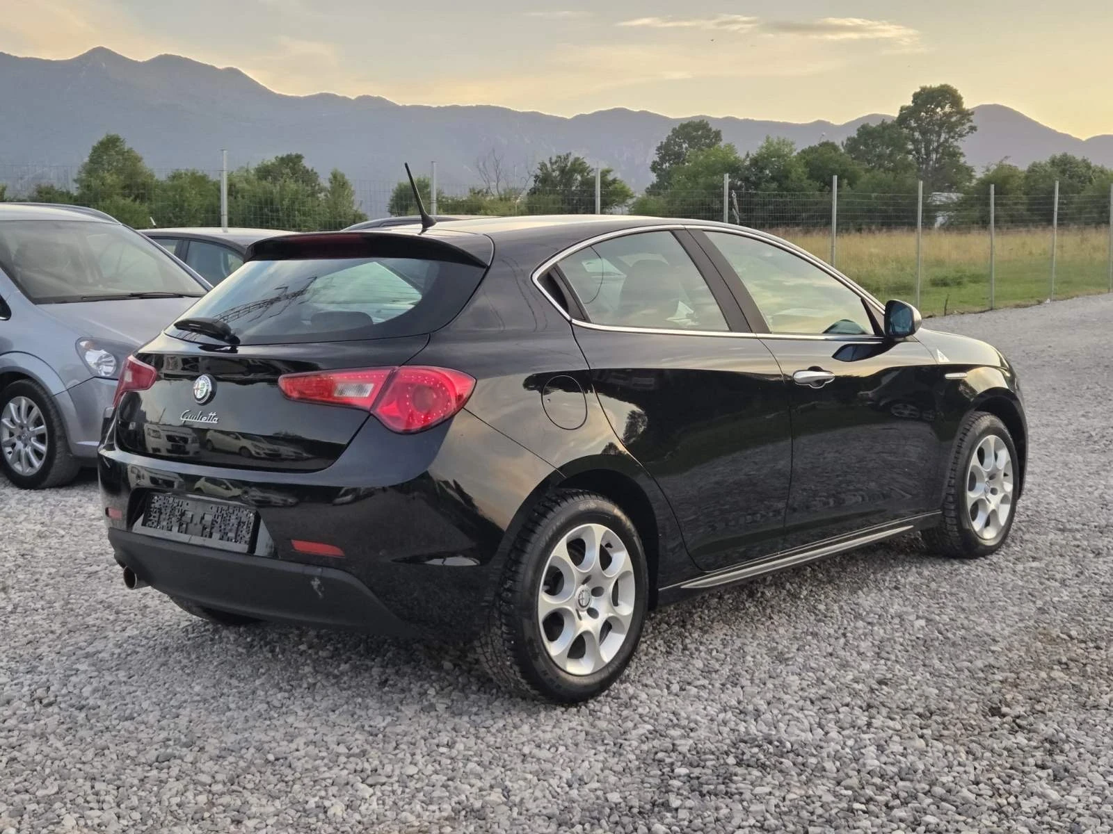 Alfa Romeo Giulietta 1.4 TURBO BENZINA 186000 km, снимка 6 - Автомобили и джипове - 54983417