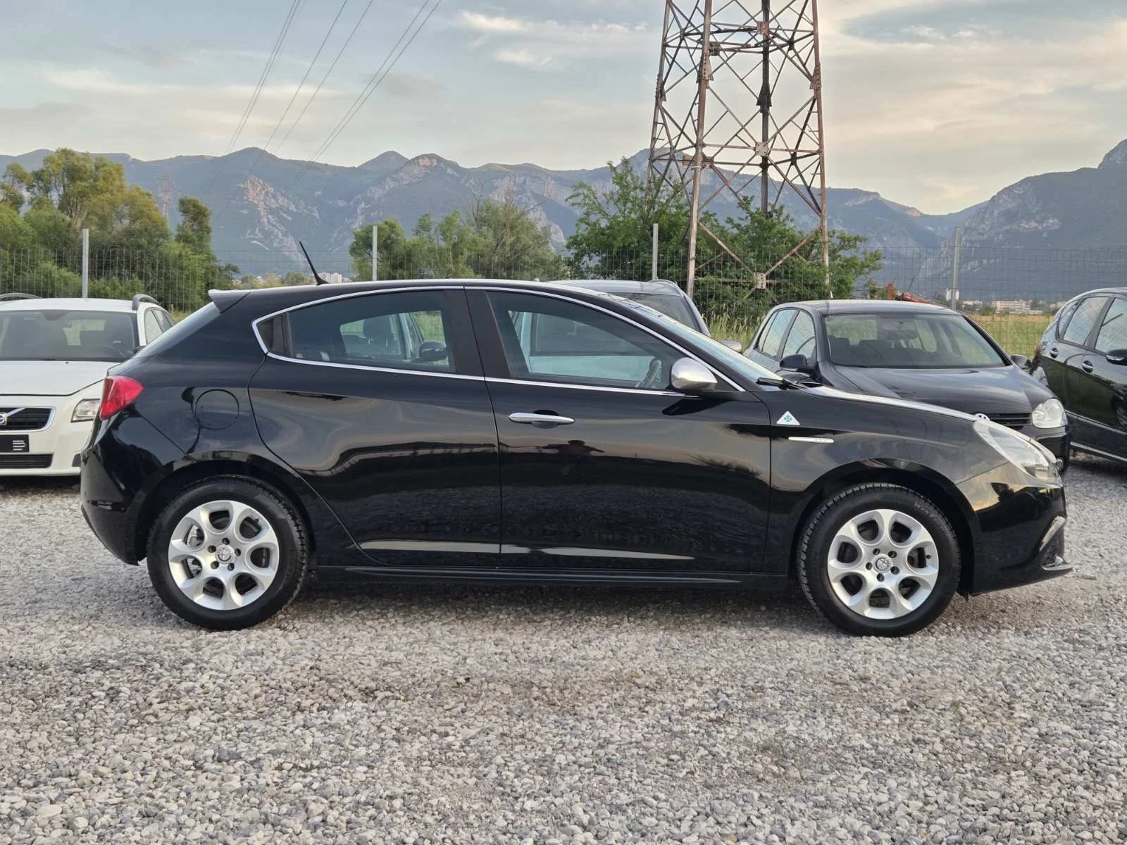 Alfa Romeo Giulietta 1.4 TURBO BENZINA 186000 km, снимка 5 - Автомобили и джипове - 54983417