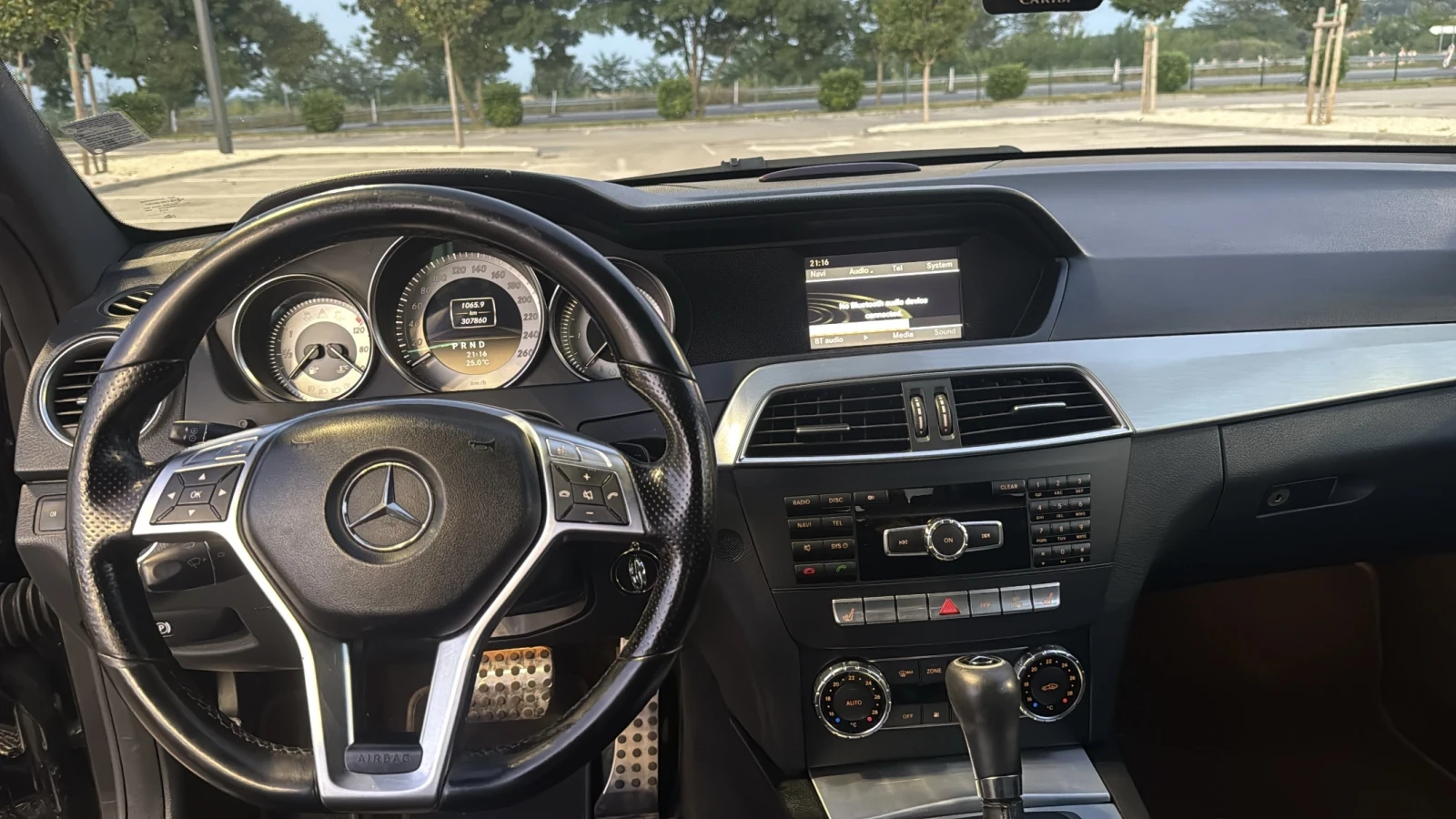 Mercedes-Benz C 220, снимка 6 - Автомобили и джипове - 55002303