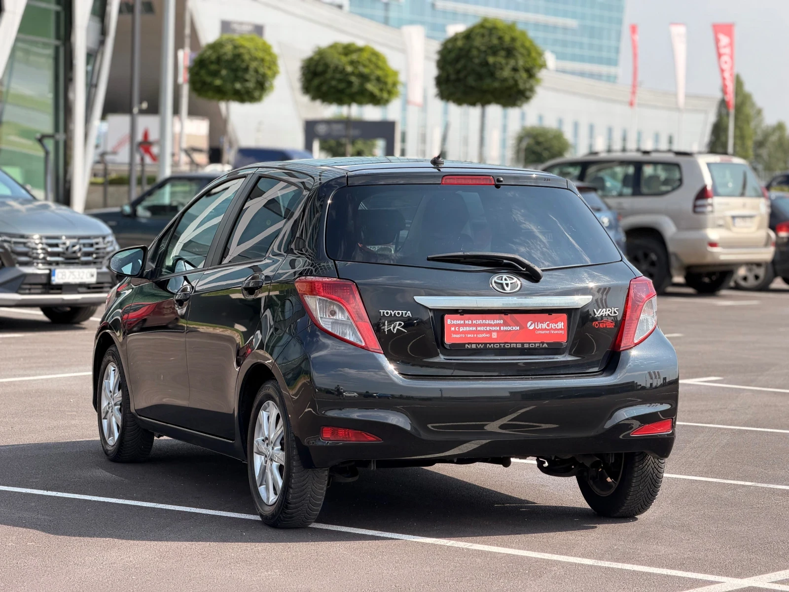 Toyota Yaris 1.33vvt-i-Автоматик-Лизинг през Уникредит по160евр, снимка 8 - Автомобили и джипове - 55112188