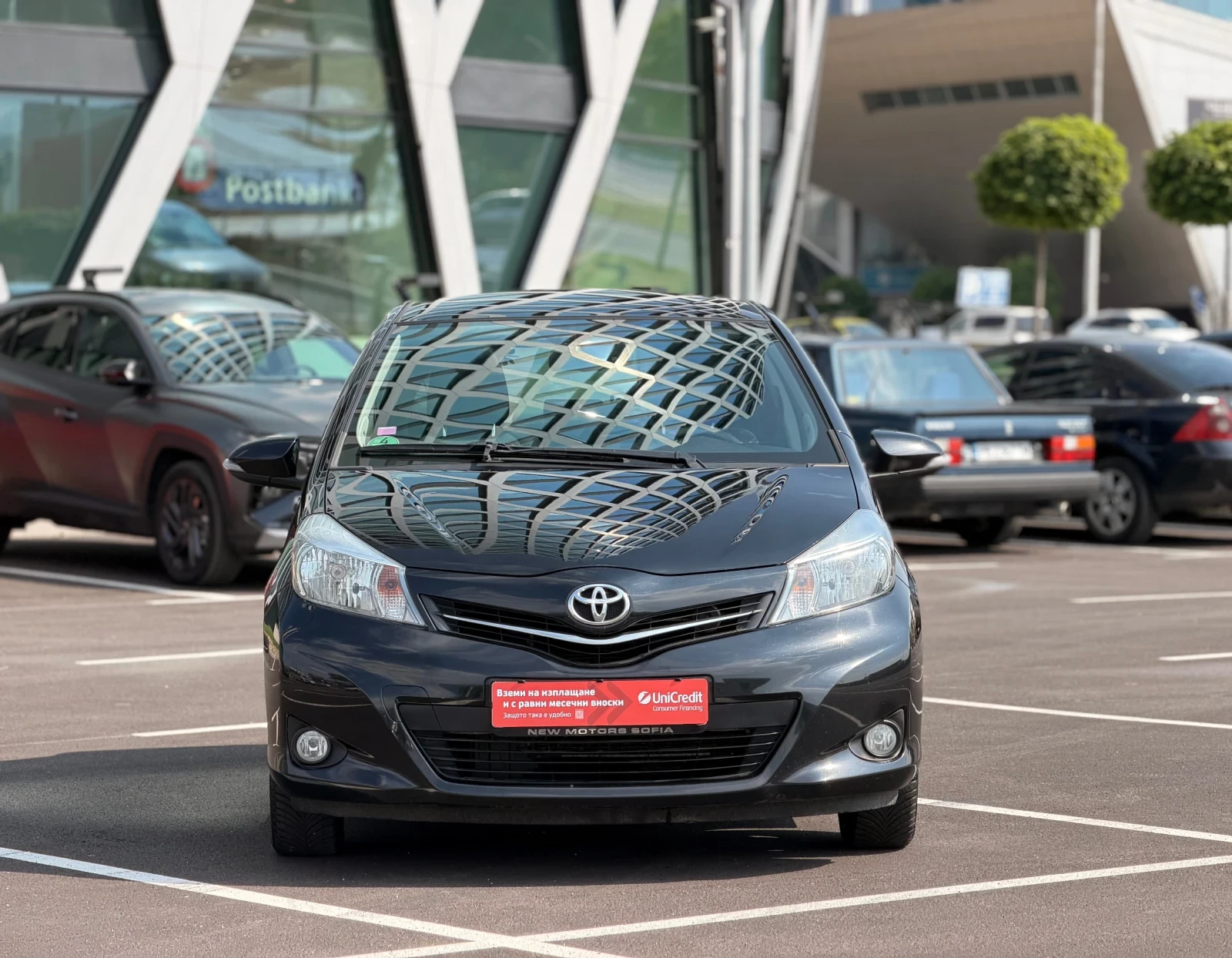 Toyota Yaris 1.33vvt-i-Автоматик-Лизинг през Уникредит по160евр, снимка 2 - Автомобили и джипове - 55112188