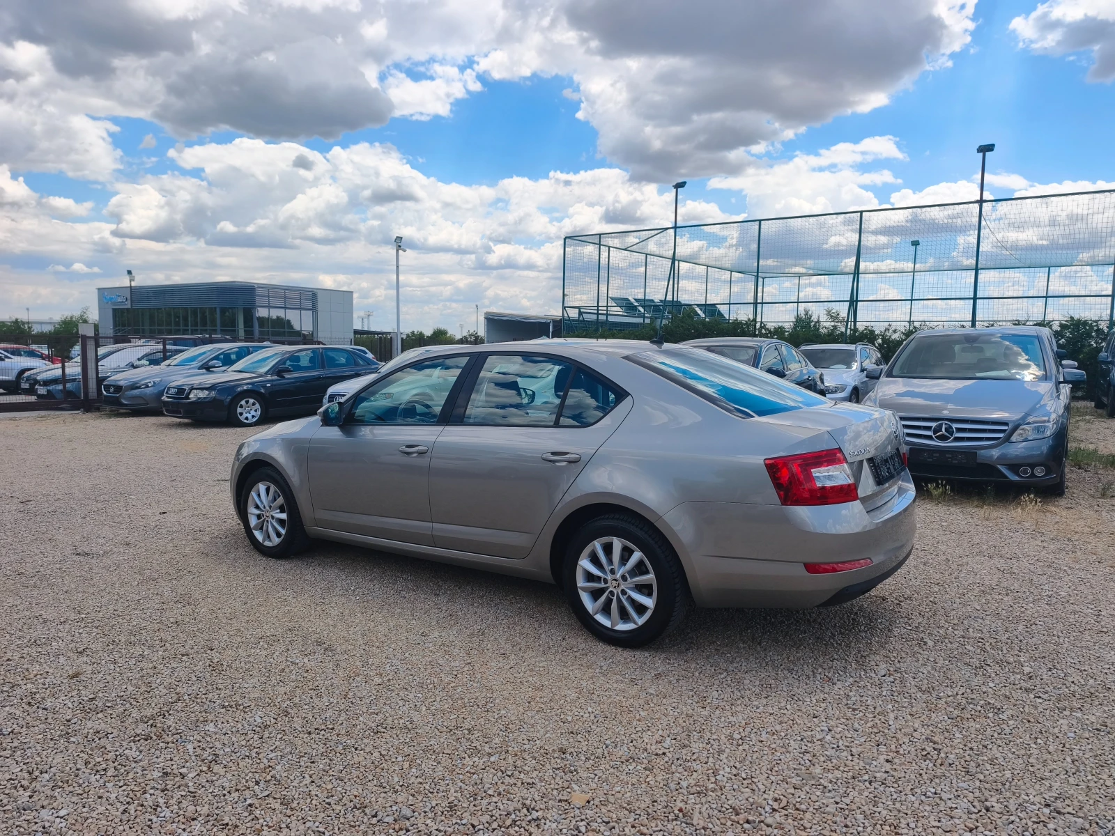 Skoda Octavia 1.4TGI бензин-Метан, снимка 9 - Автомобили и джипове - 55188253