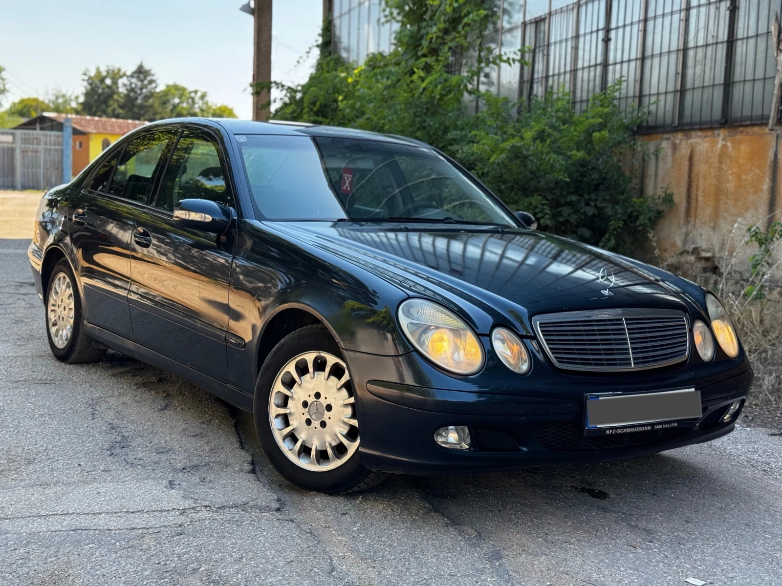 Mercedes-Benz E 220 CDI, снимка 2 - Автомобили и джипове - 55498358