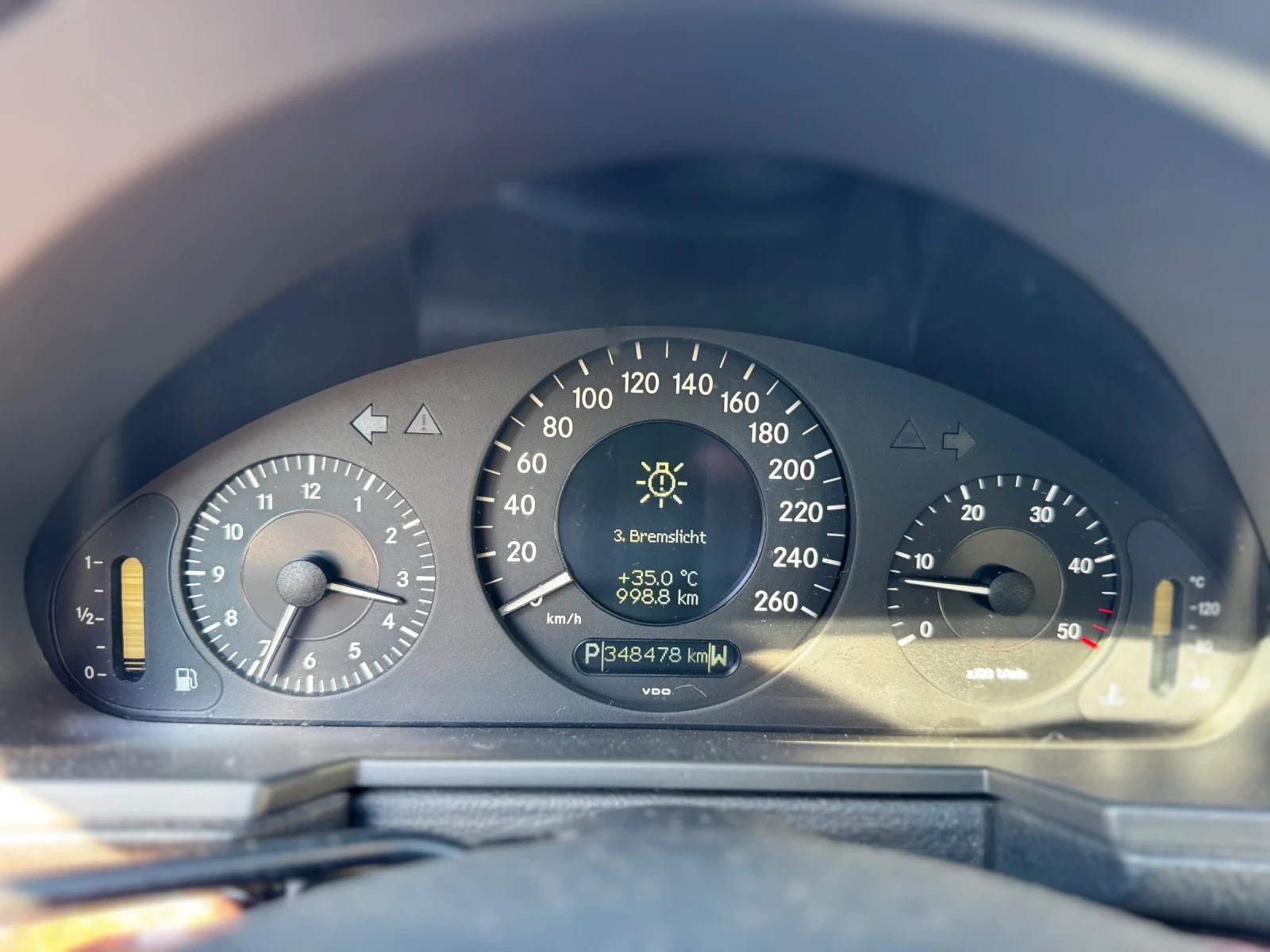Mercedes-Benz E 220 CDI, снимка 10 - Автомобили и джипове - 55498358