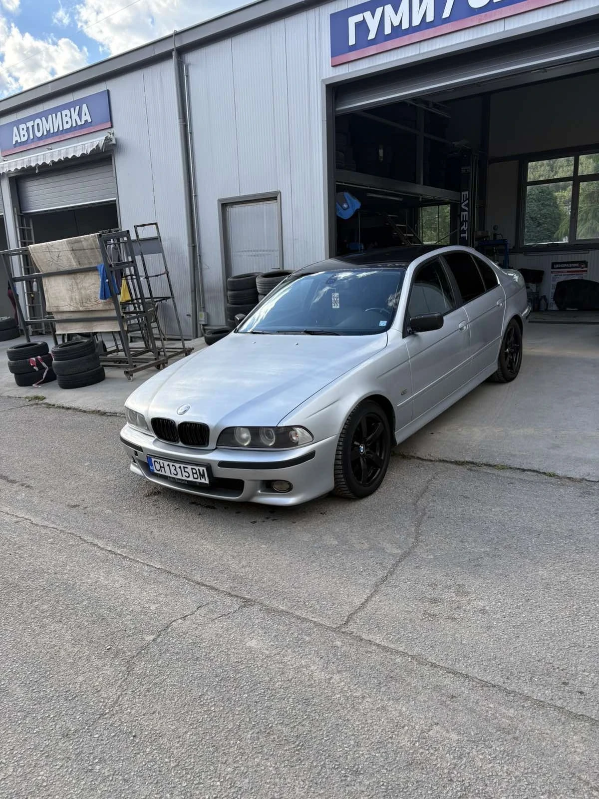 BMW 530, снимка 6 - Автомобили и джипове - 55901976
