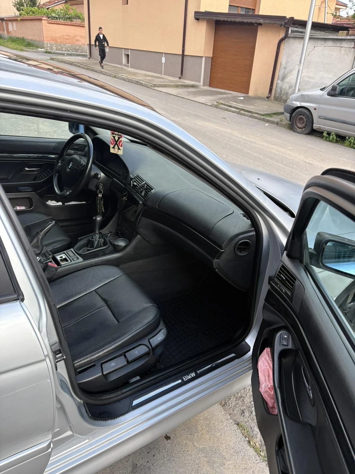 BMW 530, снимка 10 - Автомобили и джипове - 55901976