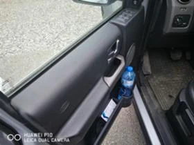 Land Rover Discovery 2.7TD, снимка 12