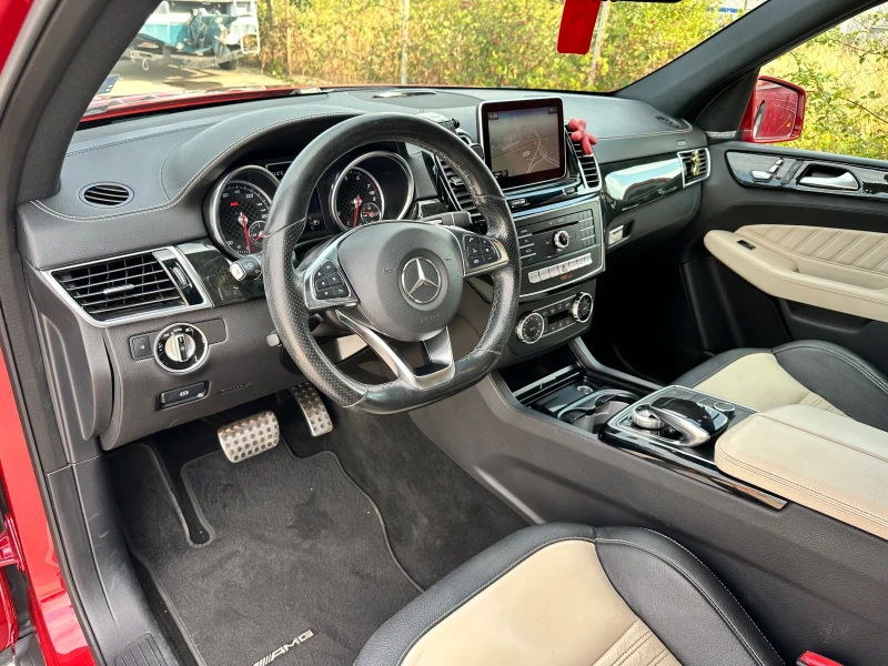 Mercedes-Benz GLE 400 * AMG LINE* 4MATIC* LED* PANORAMA* , снимка 7 - Автомобили и джипове - 51953856