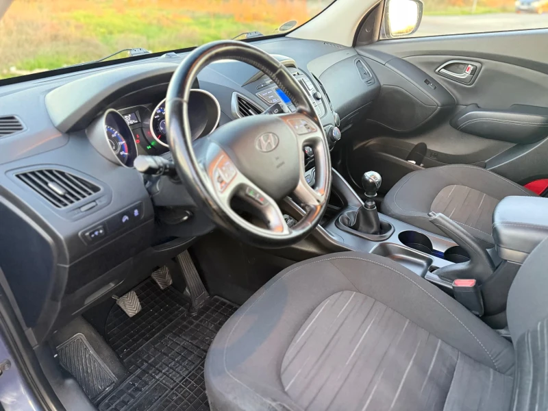 Hyundai IX35 1.6 GDI, снимка 12 - Автомобили и джипове - 52634173