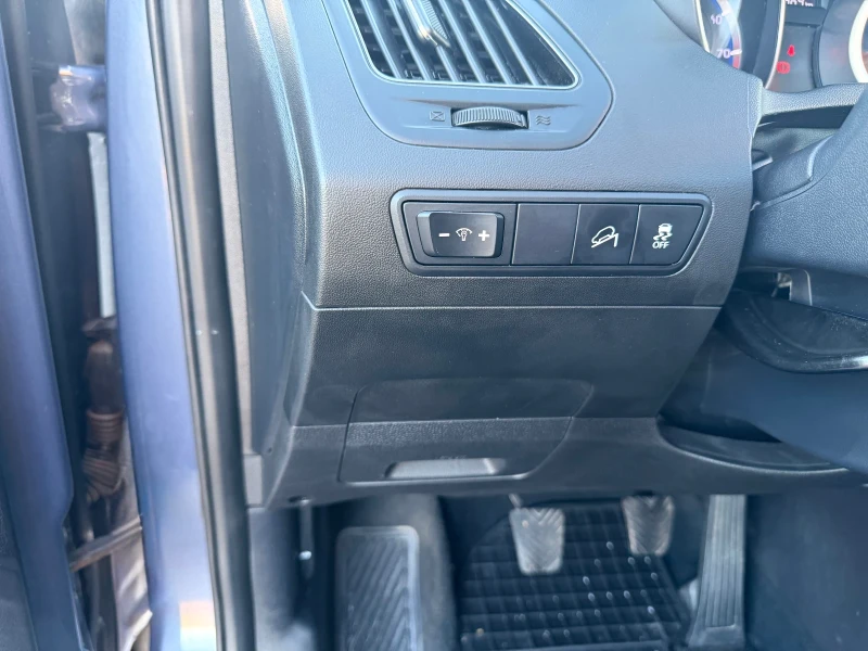 Hyundai IX35 1.6 GDI, снимка 14 - Автомобили и джипове - 52634173