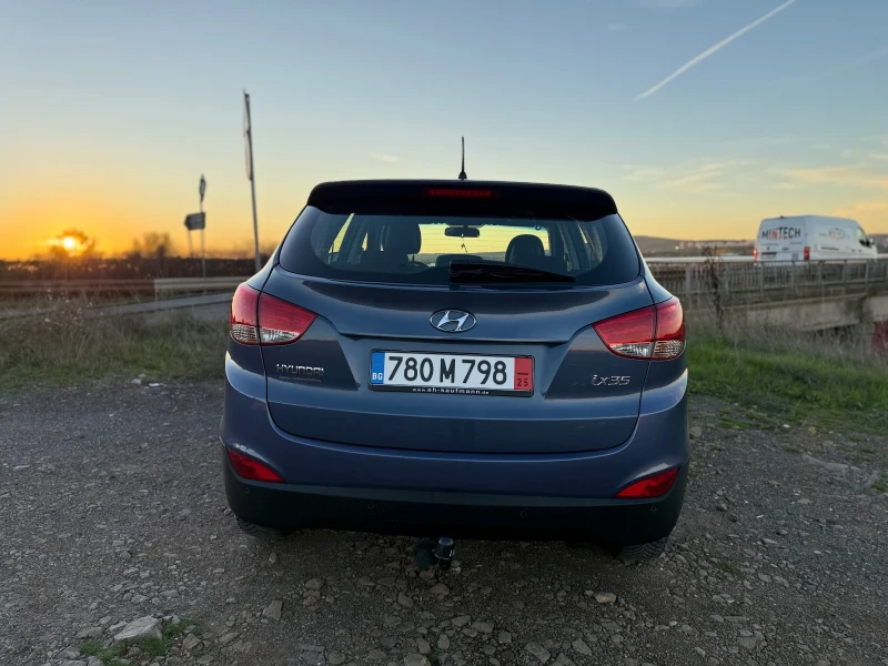 Hyundai IX35 1.6 GDI, снимка 2 - Автомобили и джипове - 52634173