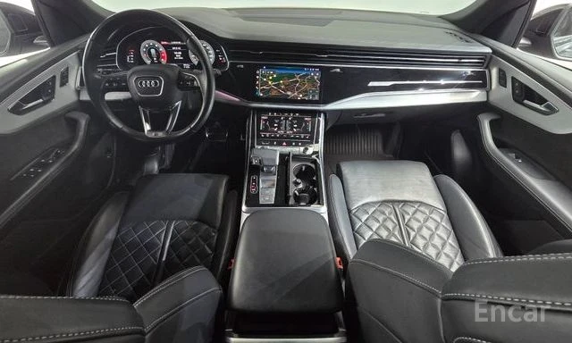Audi Q8 55tfsi, снимка 6 - Автомобили и джипове - 54834289