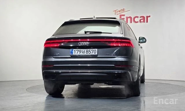 Audi Q8 55tfsi, снимка 4 - Автомобили и джипове - 54834289
