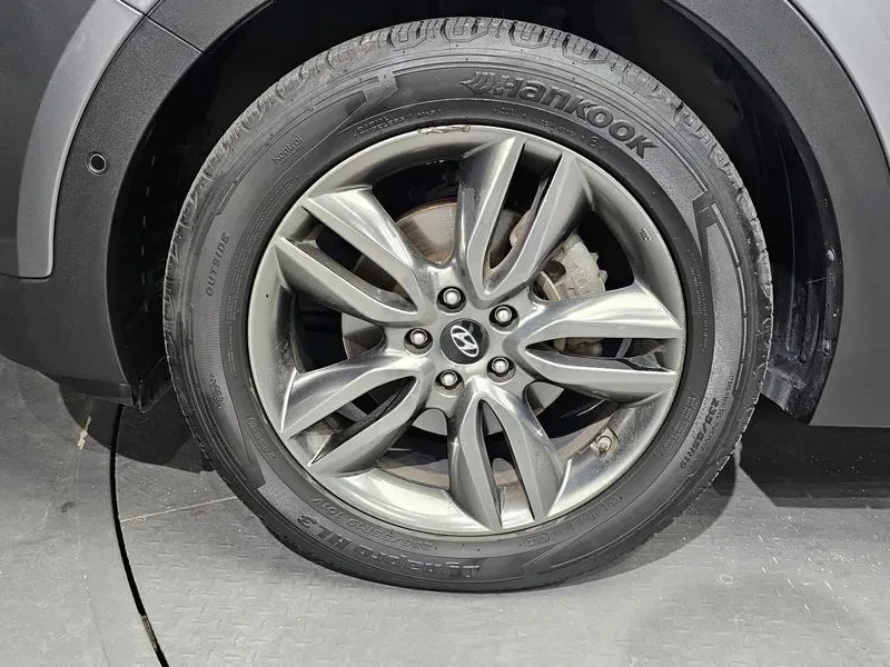 Hyundai Santa fe 2.2 2Wd Exclusive Special, снимка 9 - Автомобили и джипове - 56130227