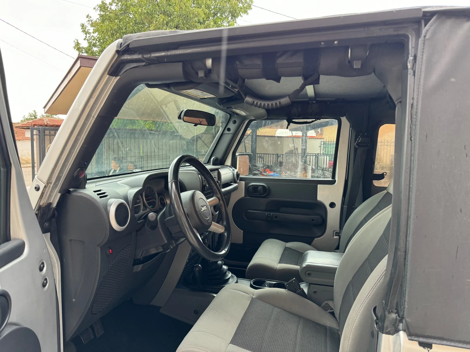 Jeep Wrangler  - изображение 8