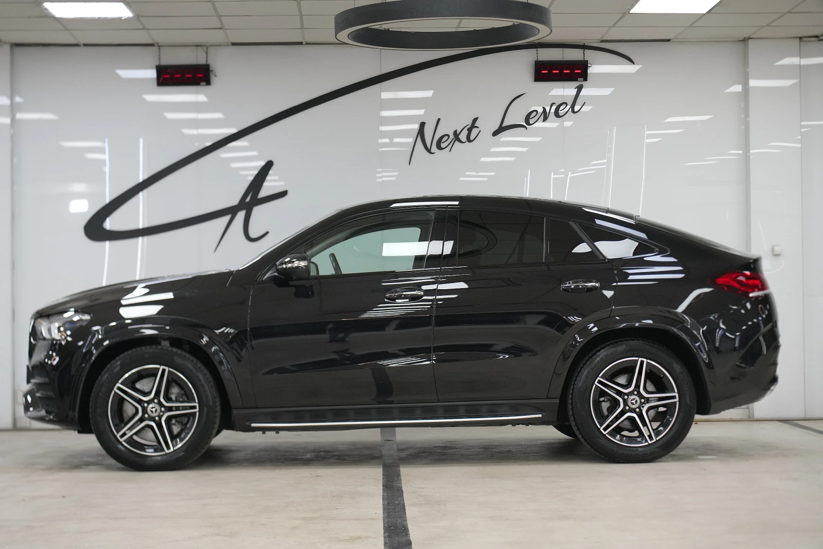 Mercedes-Benz GLE Coupe 350d 4Matic AMG Line Night Package - изображение 4