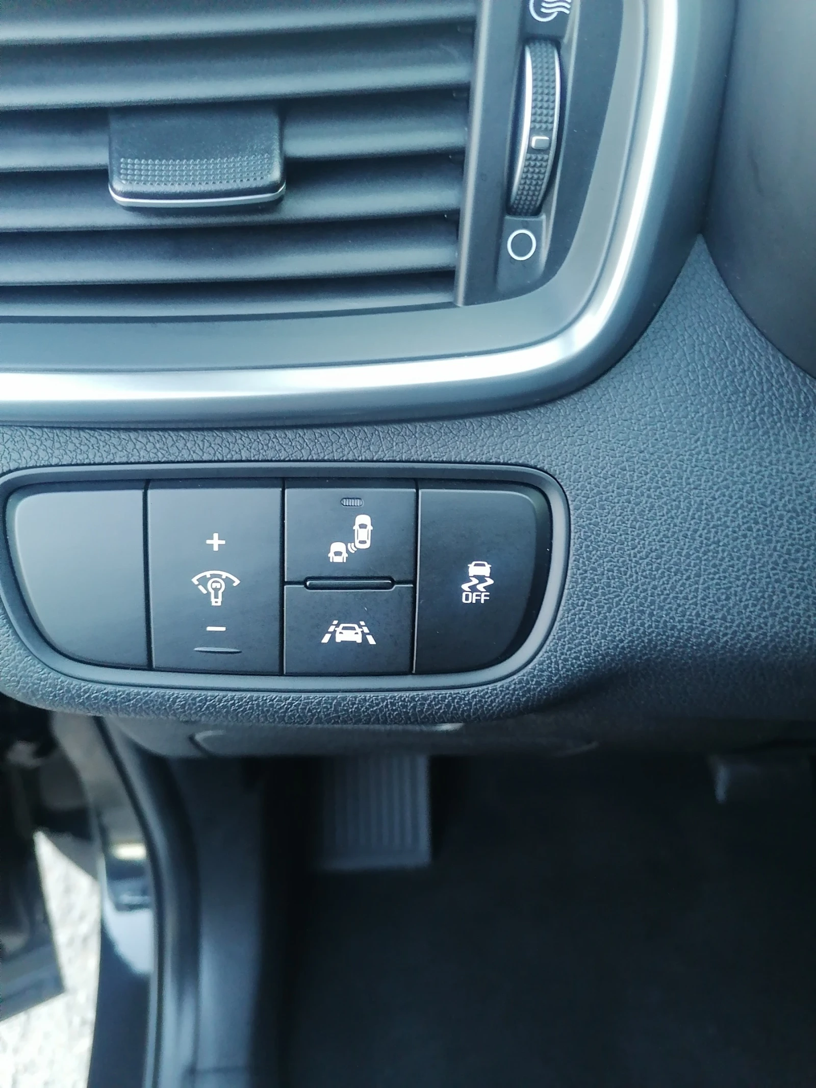 Kia Sorento 2.2 CRDI 4WD FULL | Mobile.bg — изображение 13