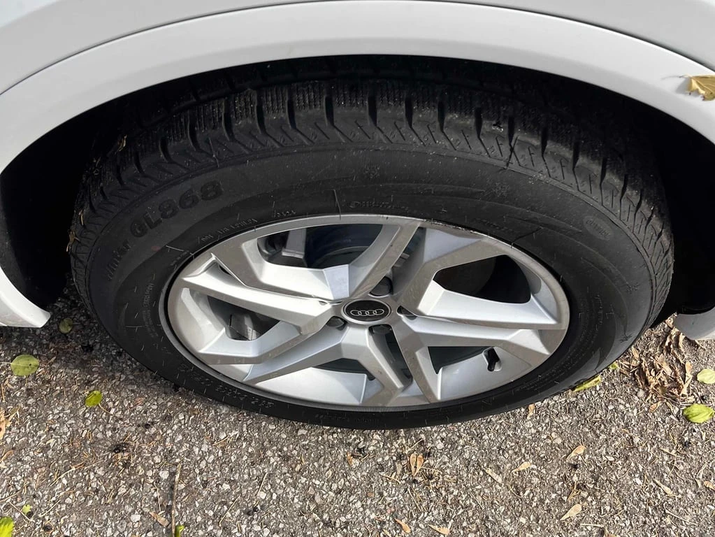 Audi Q5 2021 Komfort * CARFAX * БЕЗ ПЪРВОНАЧАЛНА ВНОСКА - изображение 6