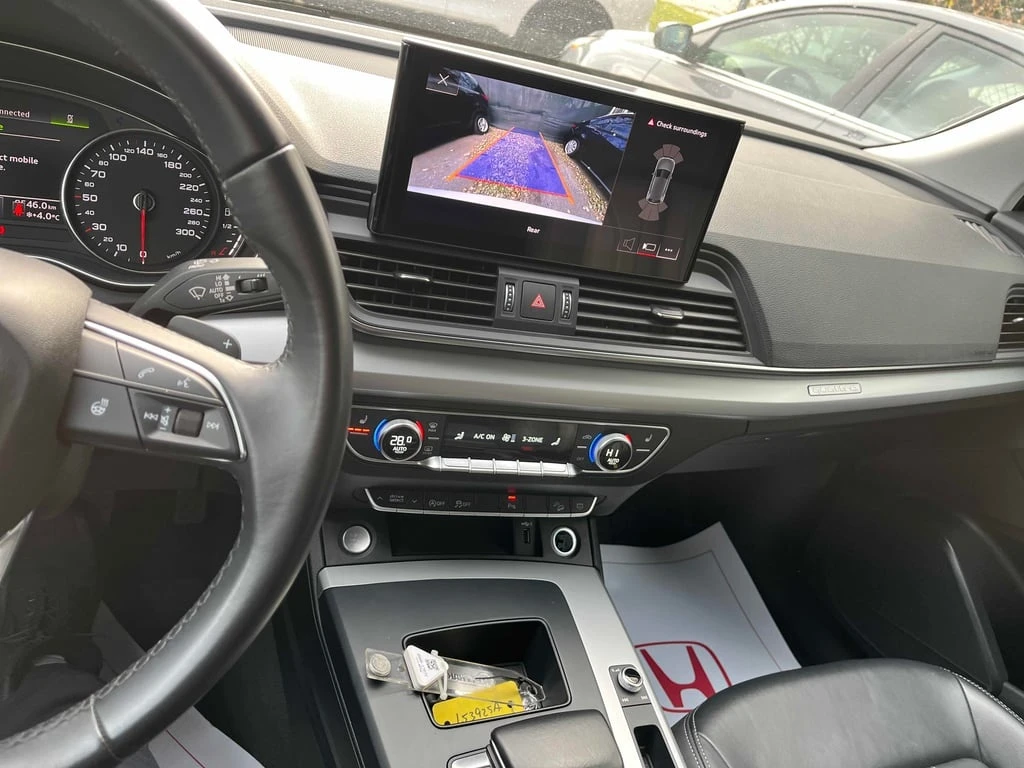 Audi Q5 2021 Komfort * CARFAX * БЕЗ ПЪРВОНАЧАЛНА ВНОСКА - изображение 9